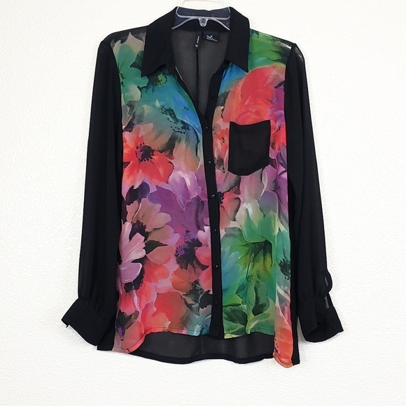 New Directions sheer floral top - Picture 1 of 4